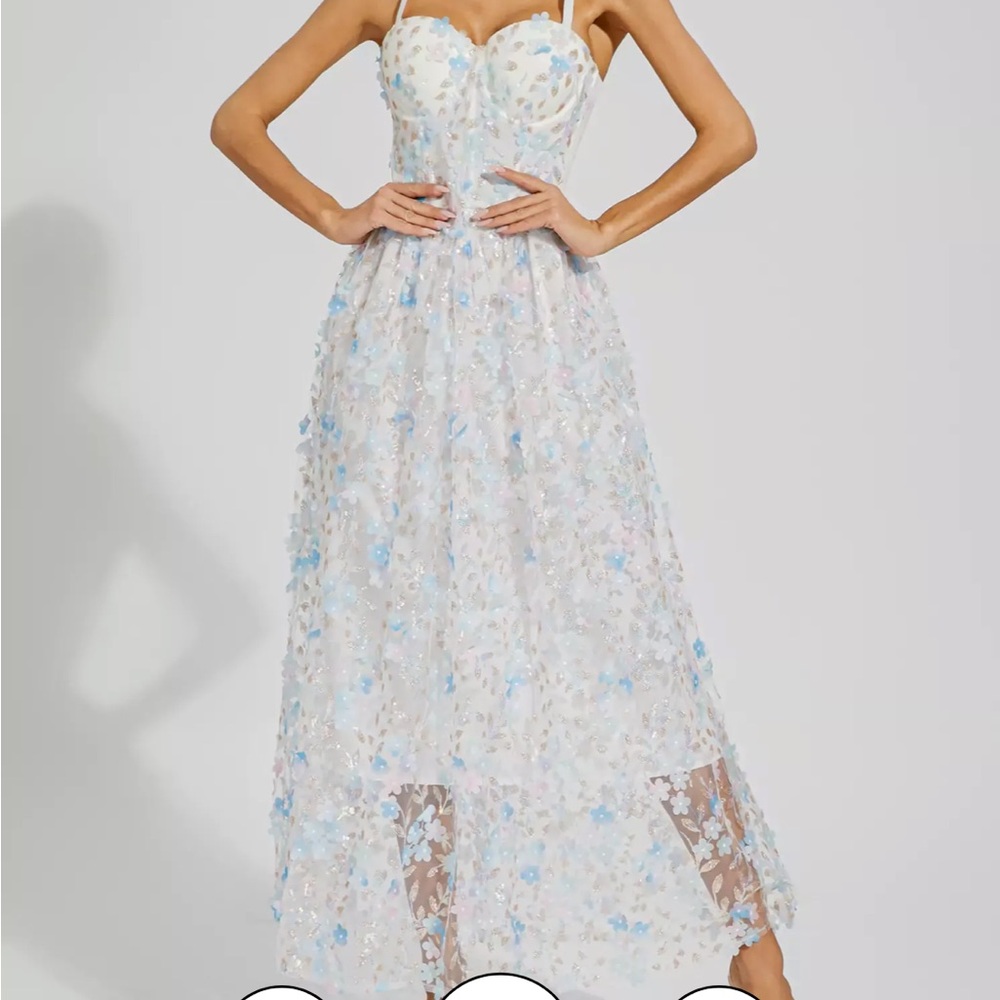 Elegant Floral Strapless Dress